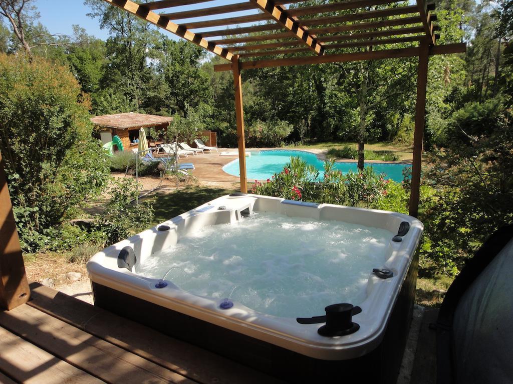 B&B L'Albatros Fayence Exterior photo